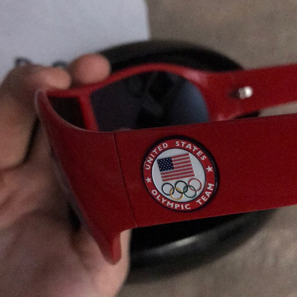 Designer Sunglasses - Picture 2 of 6